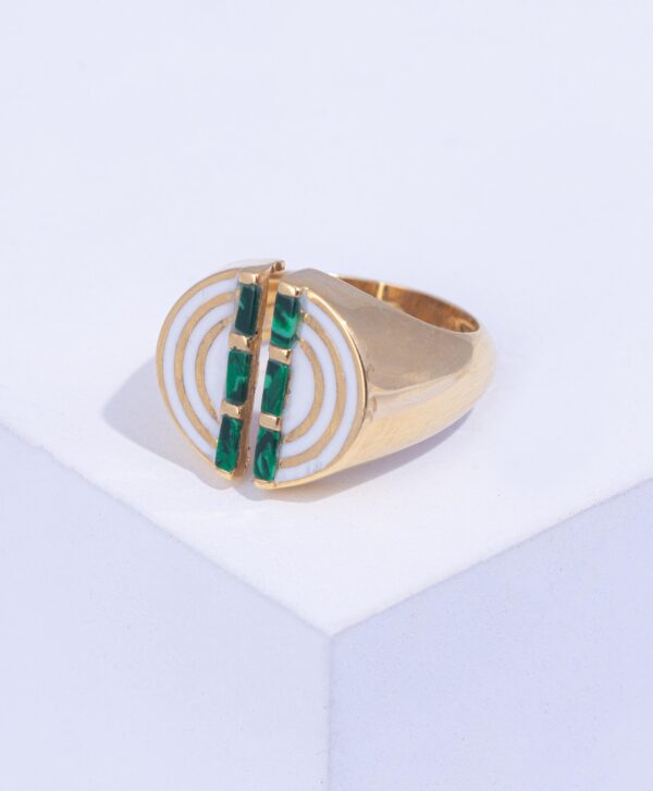 18K YELLOW GOLD PINKY RING WITH MALCHITE STONE AND WHITE ENAMEL